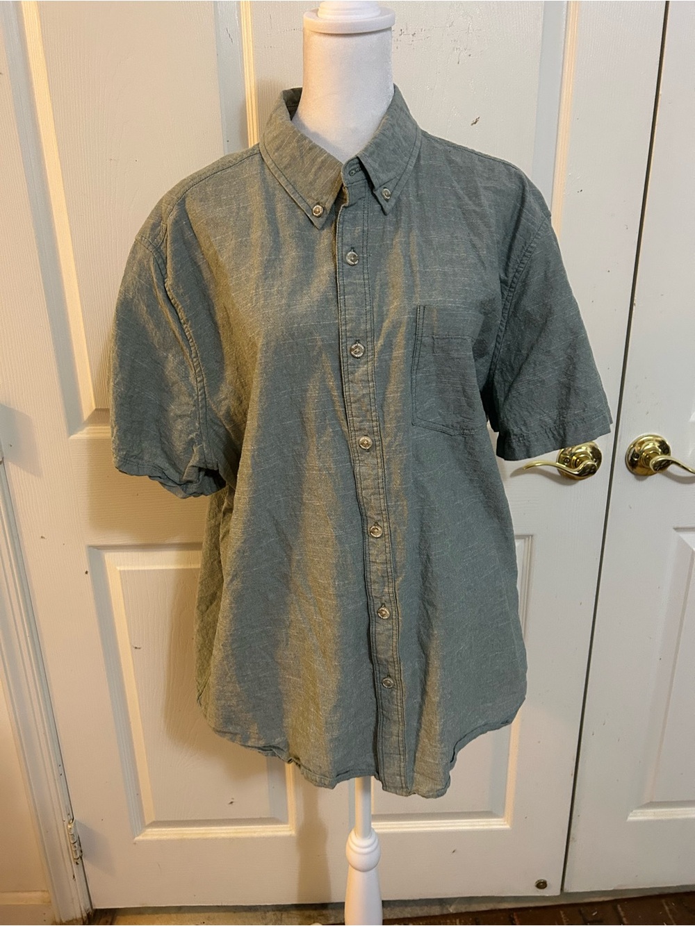 Eddie Bauer men’s casual shirt, XXL